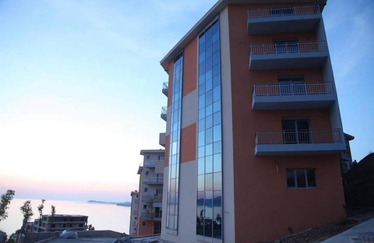 Arber'S Apartment Wlora Zewnętrze zdjęcie